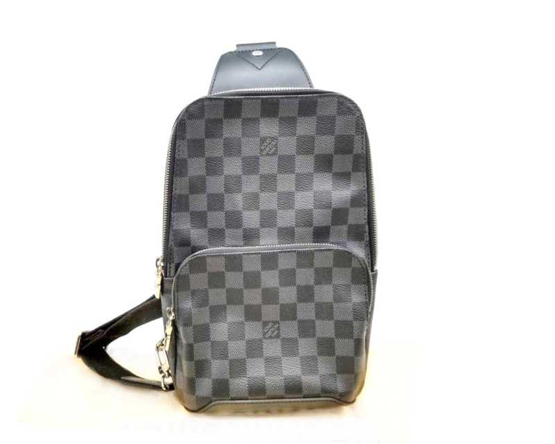 ルイヴィトン買取 アヴェニュー スリングバッグ 