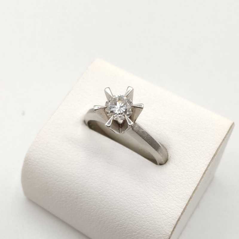 ダイヤモンド買取 プラチナリング Pt900 0.5ct