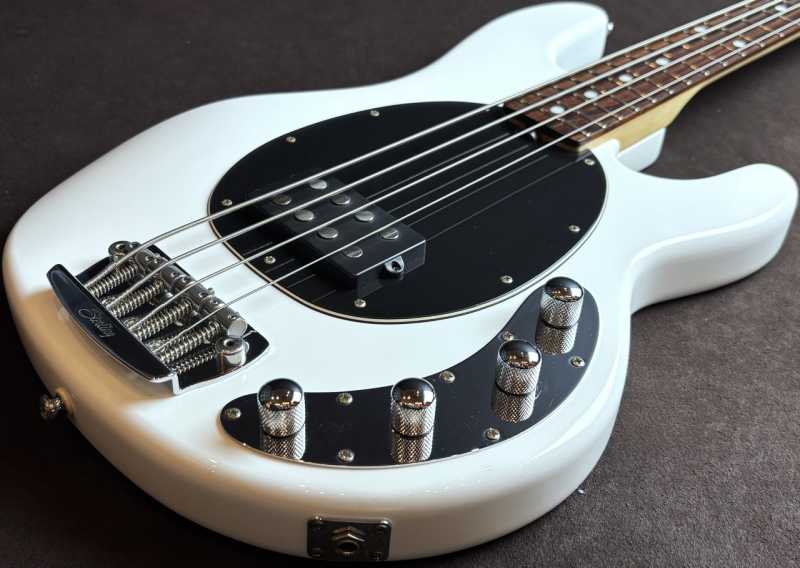 Sterling by MUSIC MAN RAY34 買取