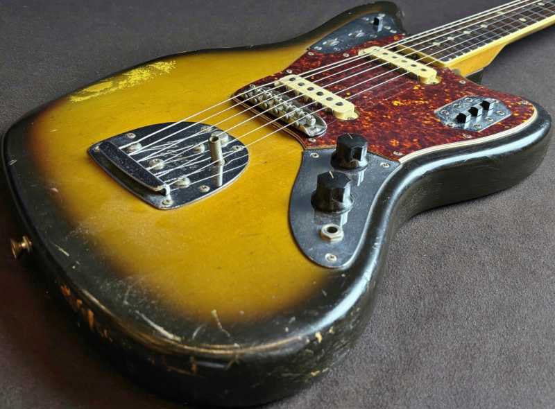 Fender 1965 Jaguar / Binding Dot 買取