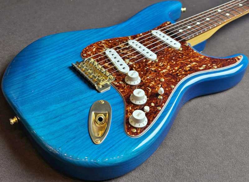 Fender Deluxe Players Stratocaster 買取